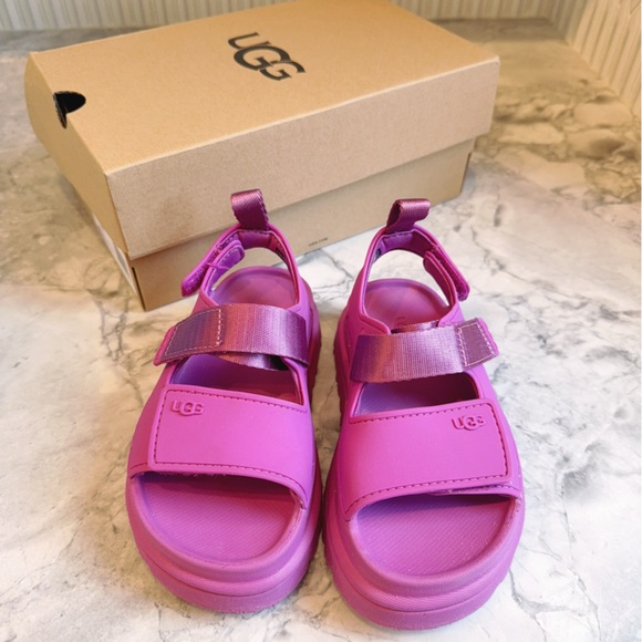 UGG kids goldenglow sandels - Picture 3 of 11